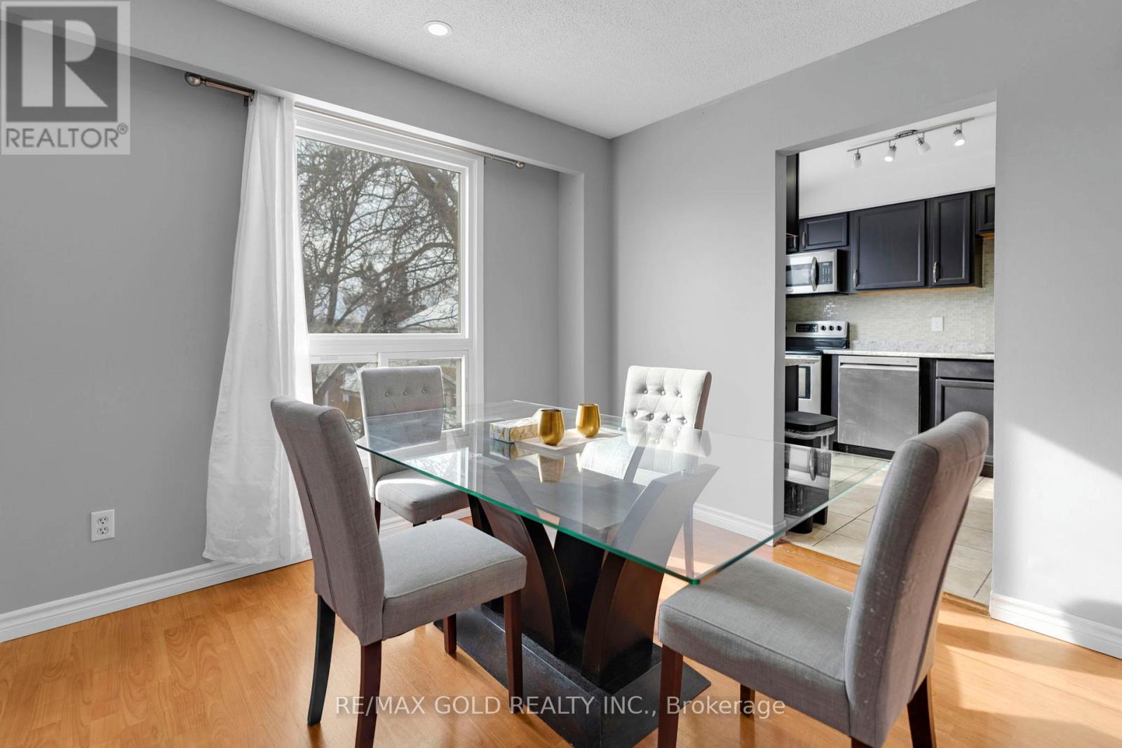 18 Peterson Court, Brampton, Ontario  L6Z 1K6 - Photo 12 - W12740648