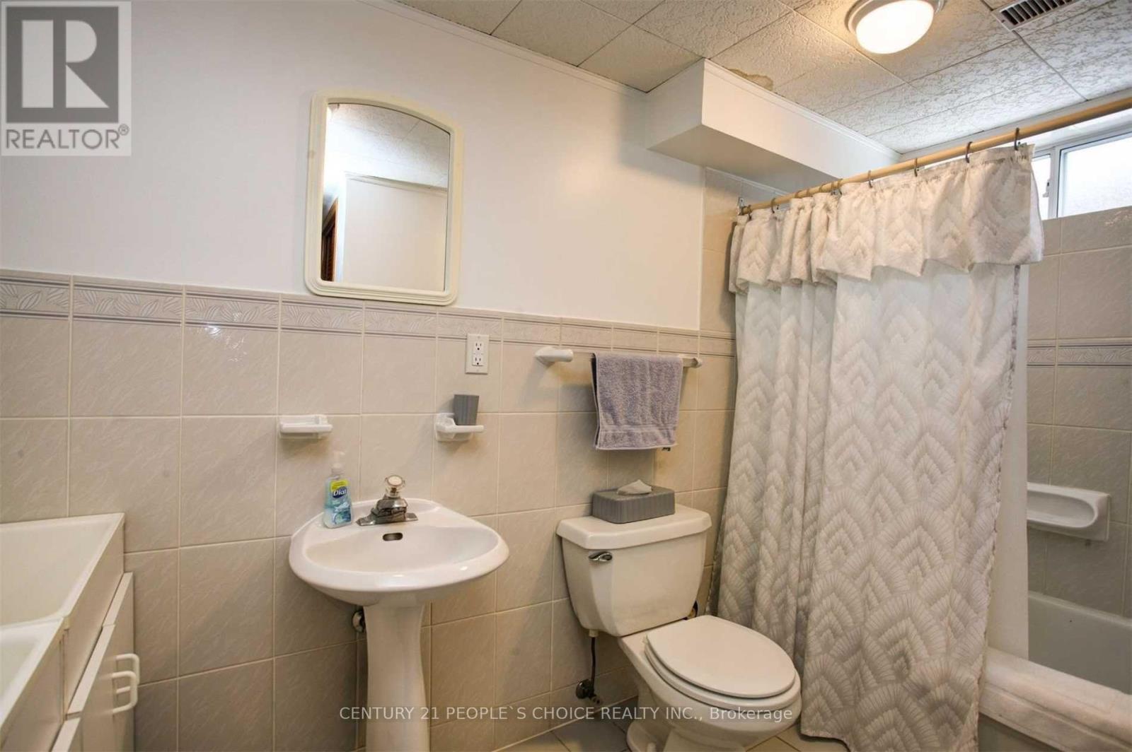 329 Jeffcoat Drive, Toronto, Ontario  M9W 3E4 - Photo 3 - W12740676