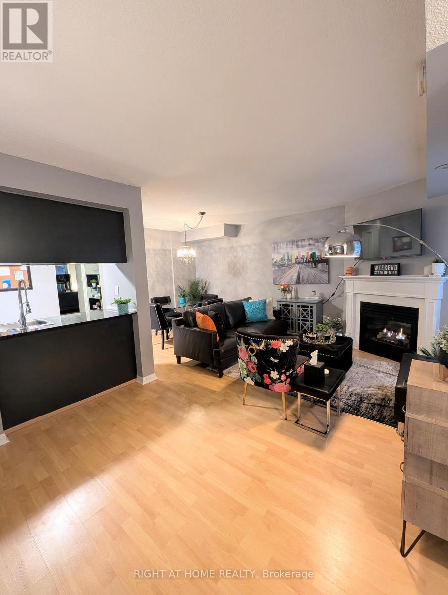 1208 - 22 Laidlaw Street, Toronto, Ontario  M6K 1X2 - Photo 6 - W12740682