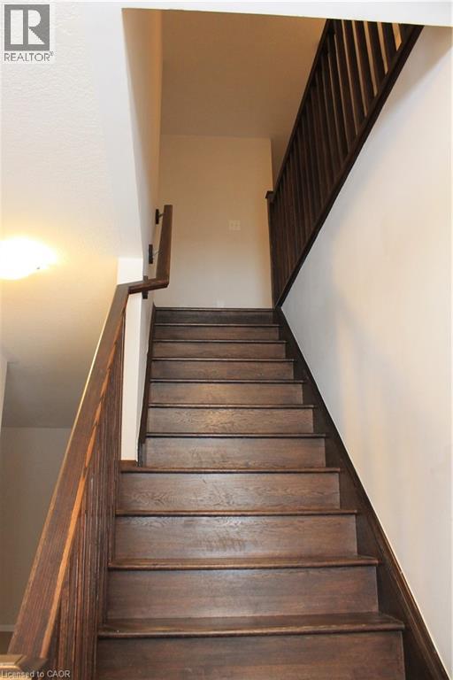 68 Beattie Crescent, Cambridge, Ontario  N3C 0E9 - Photo 3 - 40801282