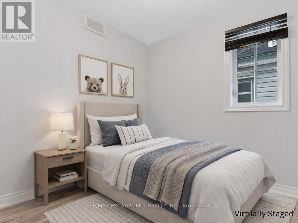 Upper - 54 Craigmiller Avenue, Hamilton, Ontario  L8L 3J1 - Photo 14 - X12740612