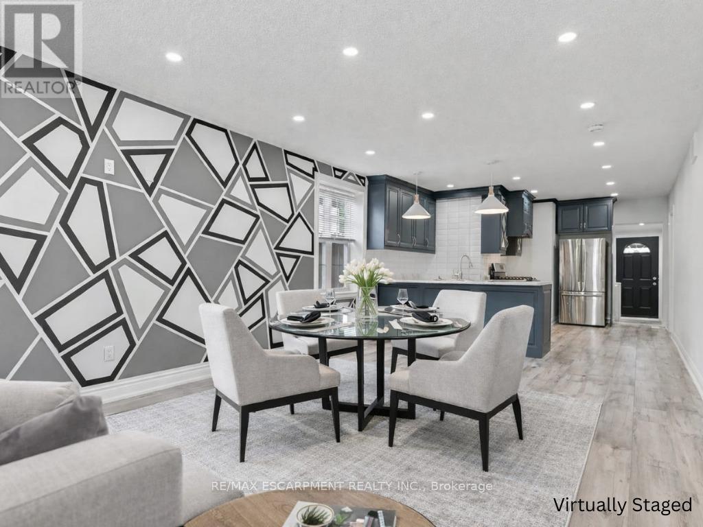 Upper - 54 Craigmiller Avenue, Hamilton, Ontario  L8L 3J1 - Photo 3 - X12740612