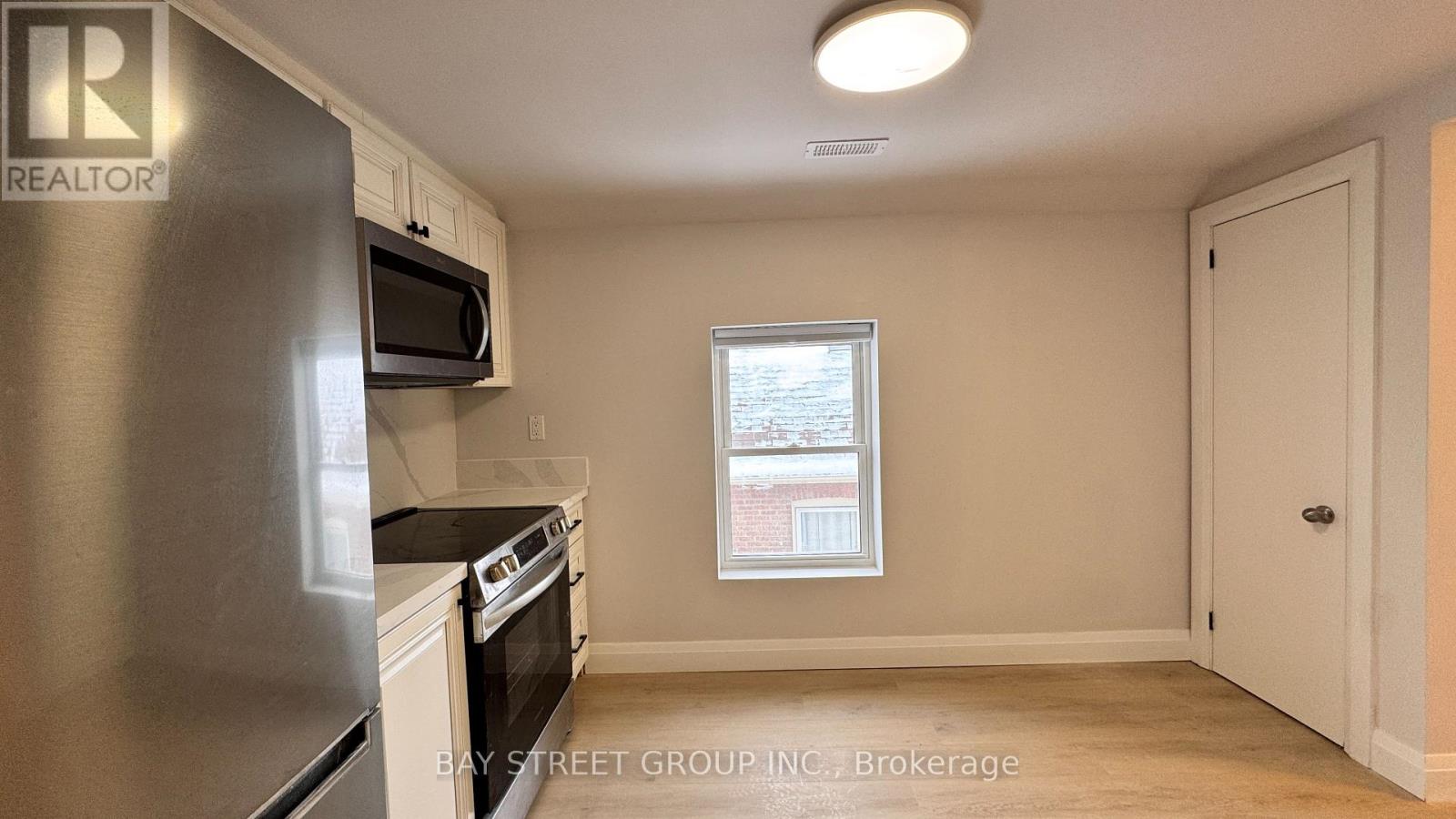 C2 - 5731 Stanley Avenue, Niagara Falls, Ontario  L2G 3X6 - Photo 3 - X12740642