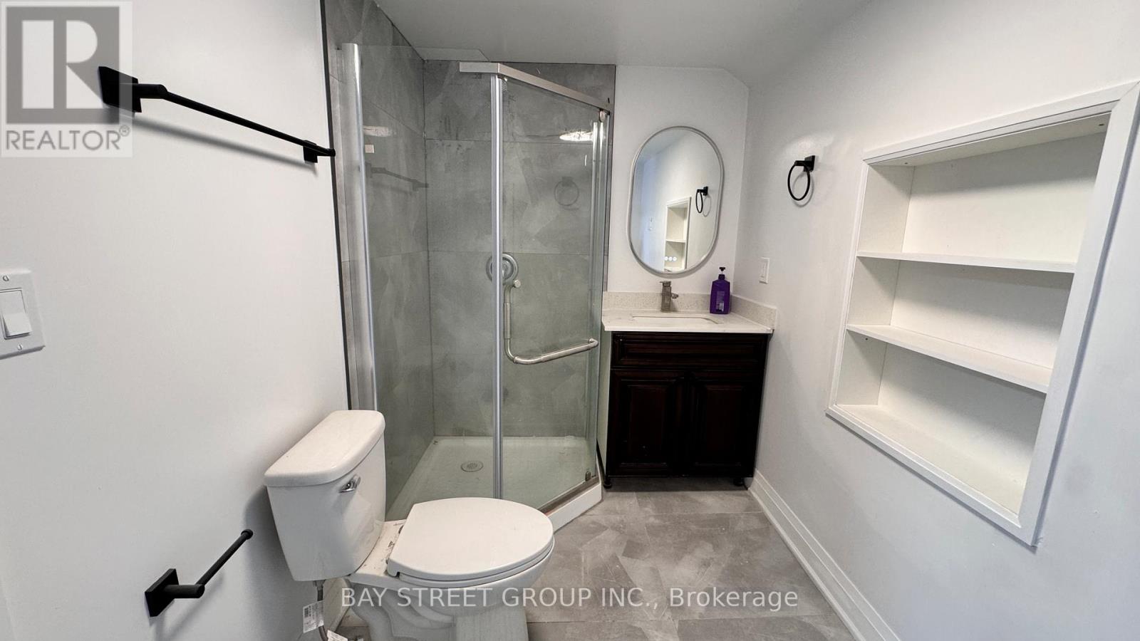 C2 - 5731 Stanley Avenue, Niagara Falls, Ontario  L2G 3X6 - Photo 5 - X12740642