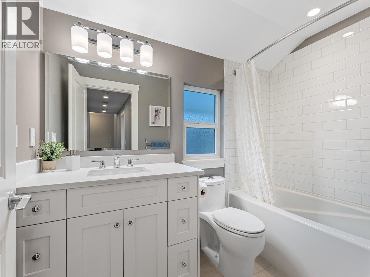 6 Bignall Bay, Port Moody, British Columbia  V3H 3N5 - Photo 24 - R3084354