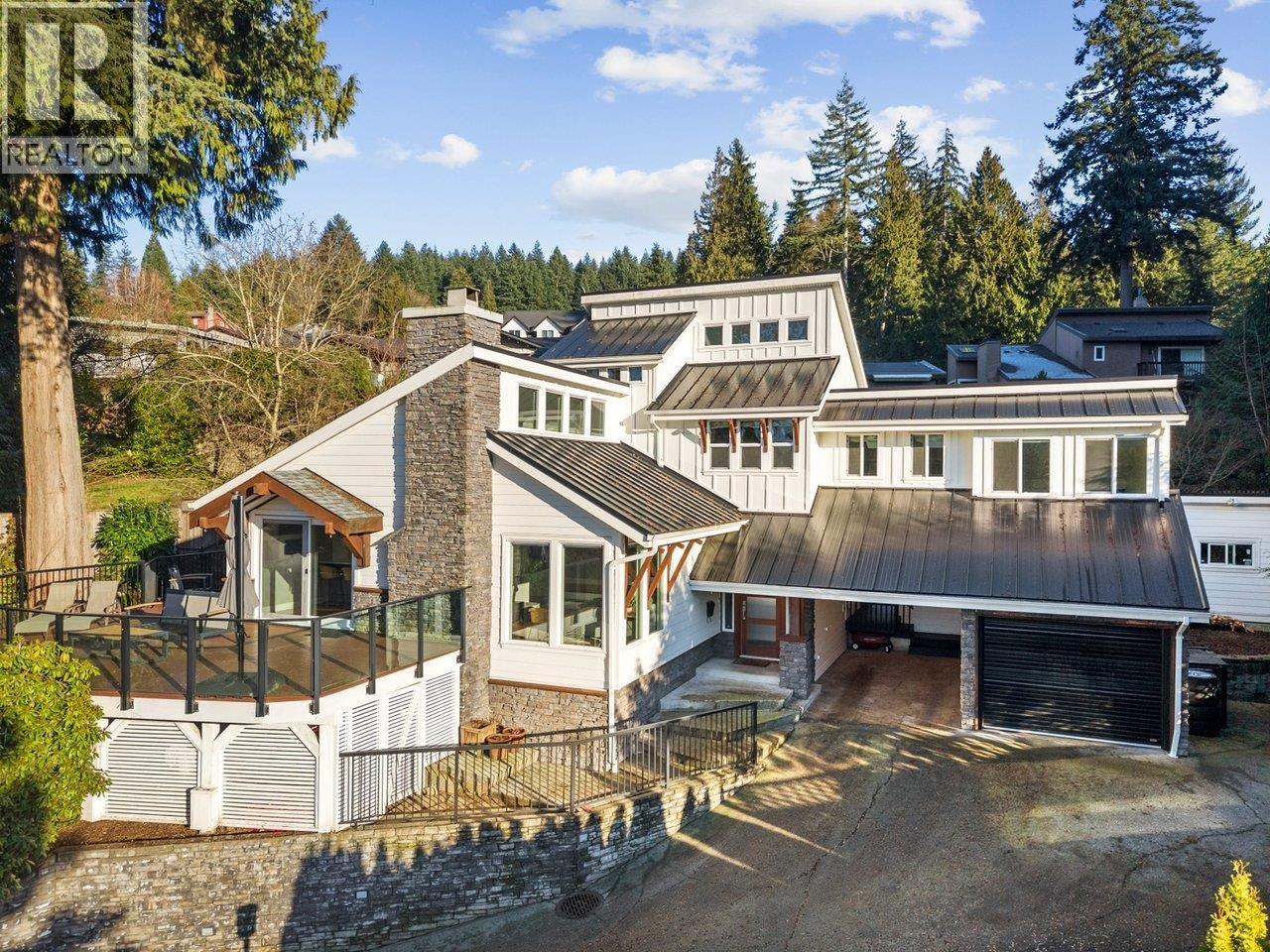 6 Bignall Bay, Port Moody, British Columbia  V3H 3N5 - Photo 1 - R3084354