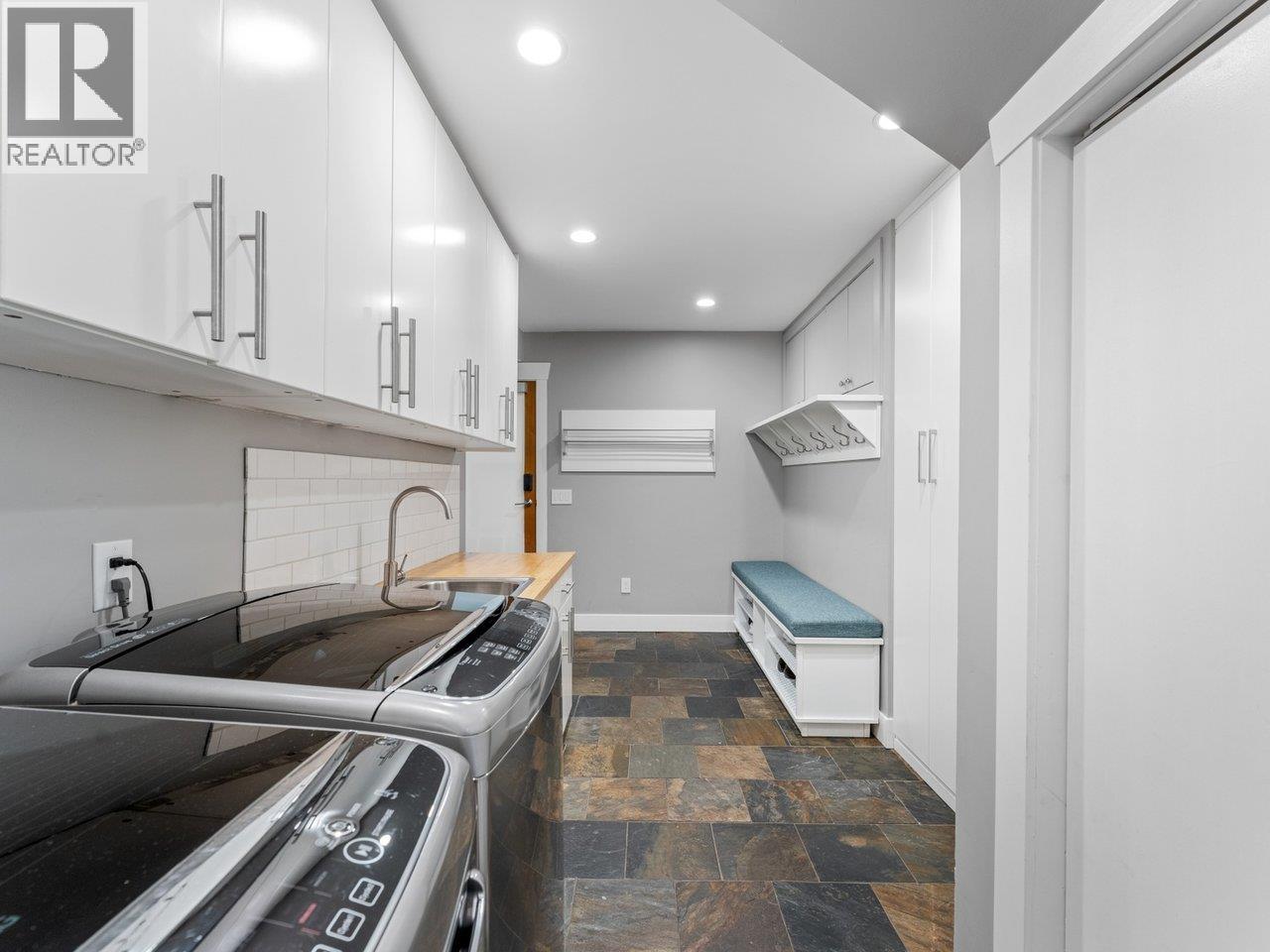 6 Bignall Bay, Port Moody, British Columbia  V3H 3N5 - Photo 28 - R3084354