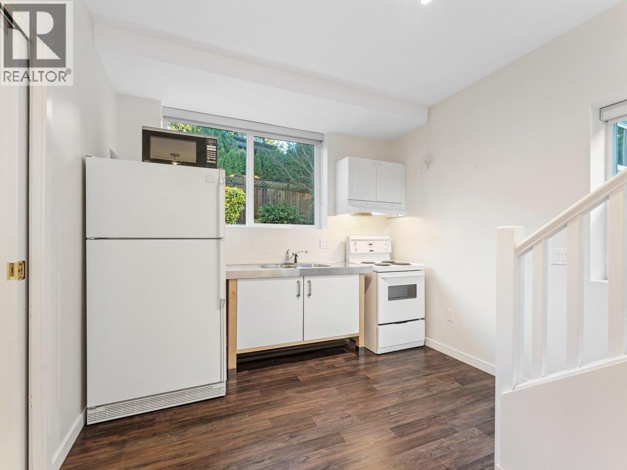 6 Bignall Bay, Port Moody, British Columbia  V3H 3N5 - Photo 29 - R3084354