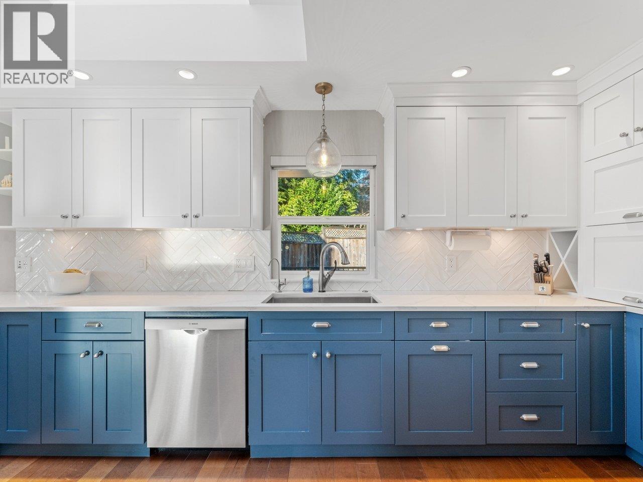 6 Bignall Bay, Port Moody, British Columbia  V3H 3N5 - Photo 6 - R3084354