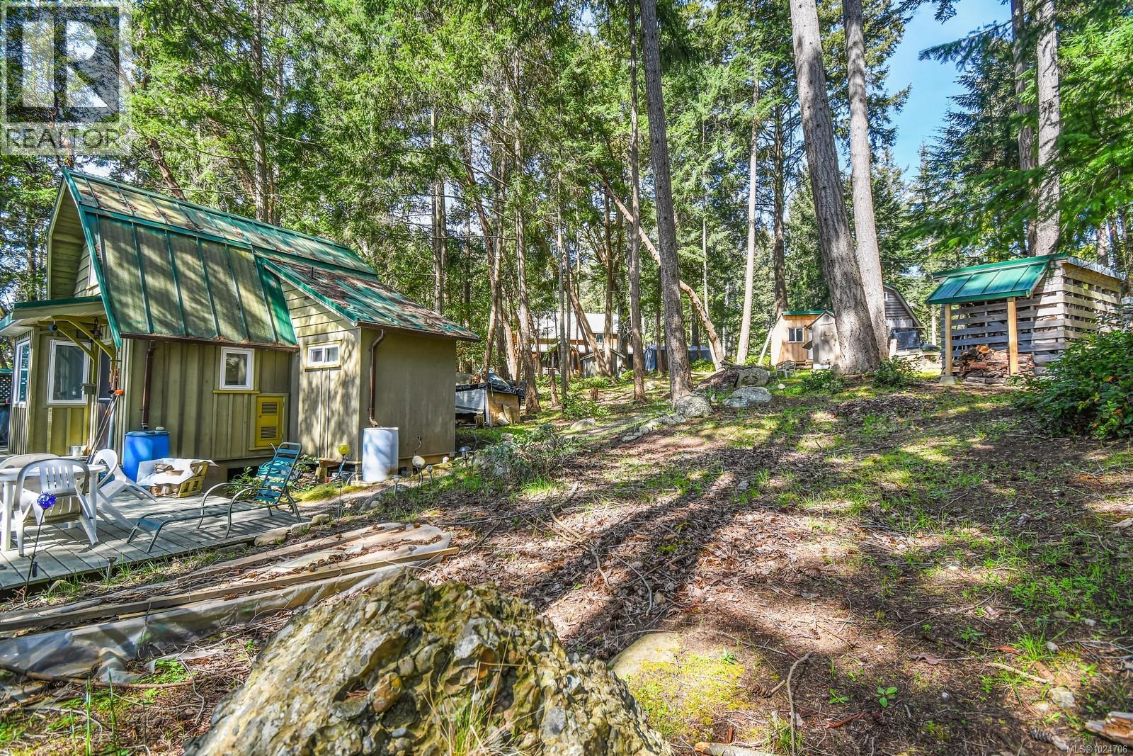 919 Salal Dr, Mudge Island, British Columbia  A1A 1A1 - Photo 33 - 1024706