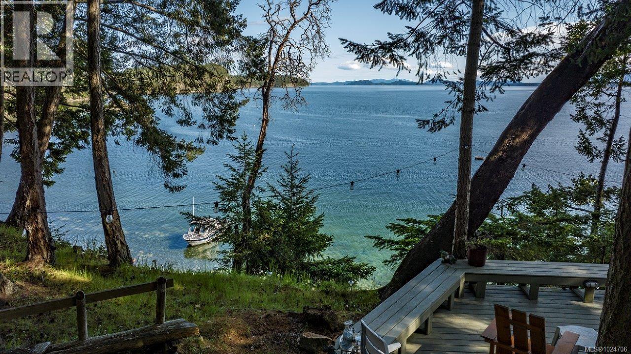 919 Salal Dr, Mudge Island, British Columbia  A1A 1A1 - Photo 45 - 1024706