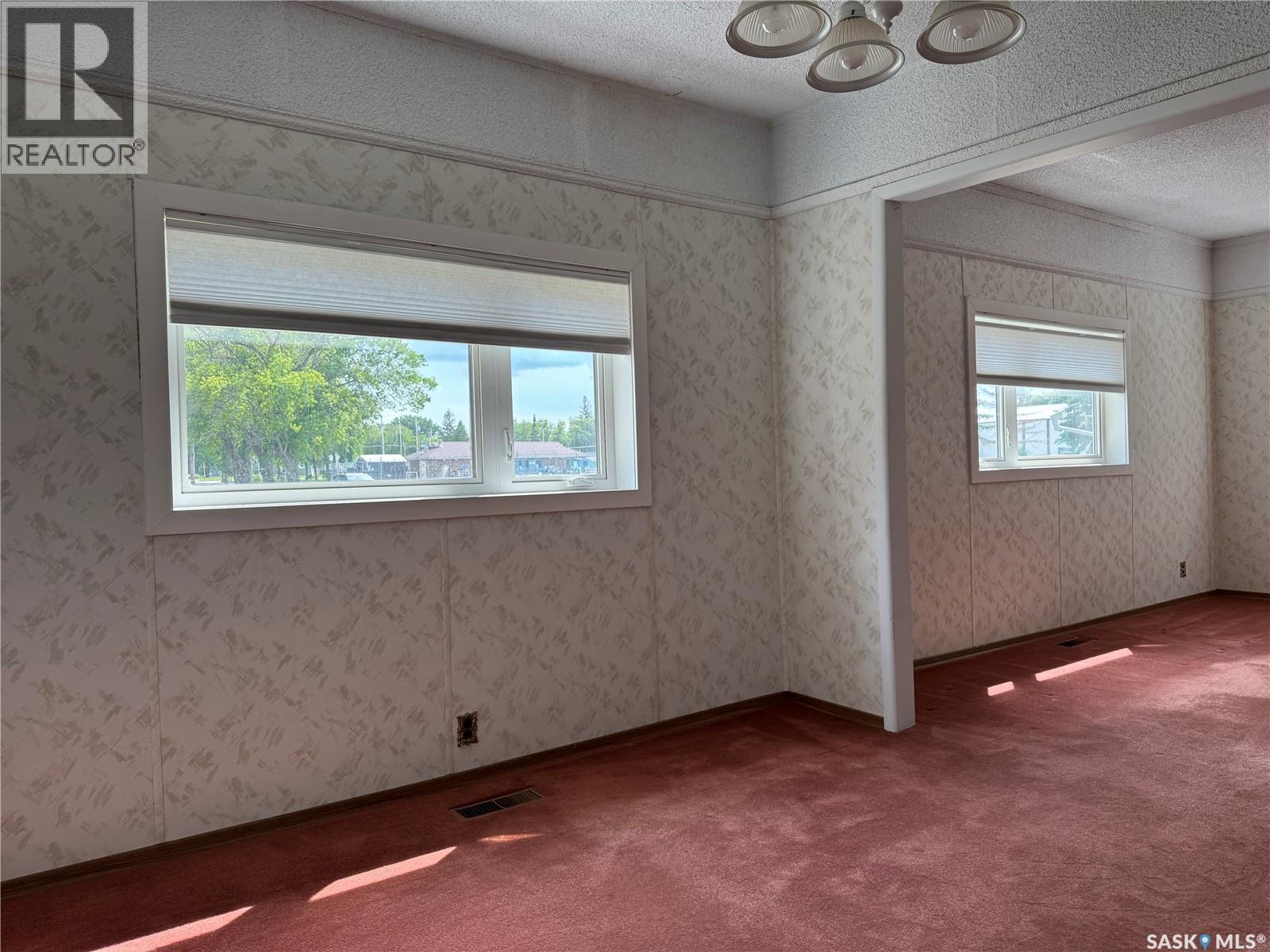 218 4th Street E, Wynyard, Saskatchewan  S0A 4T0 - Photo 13 - SK027616