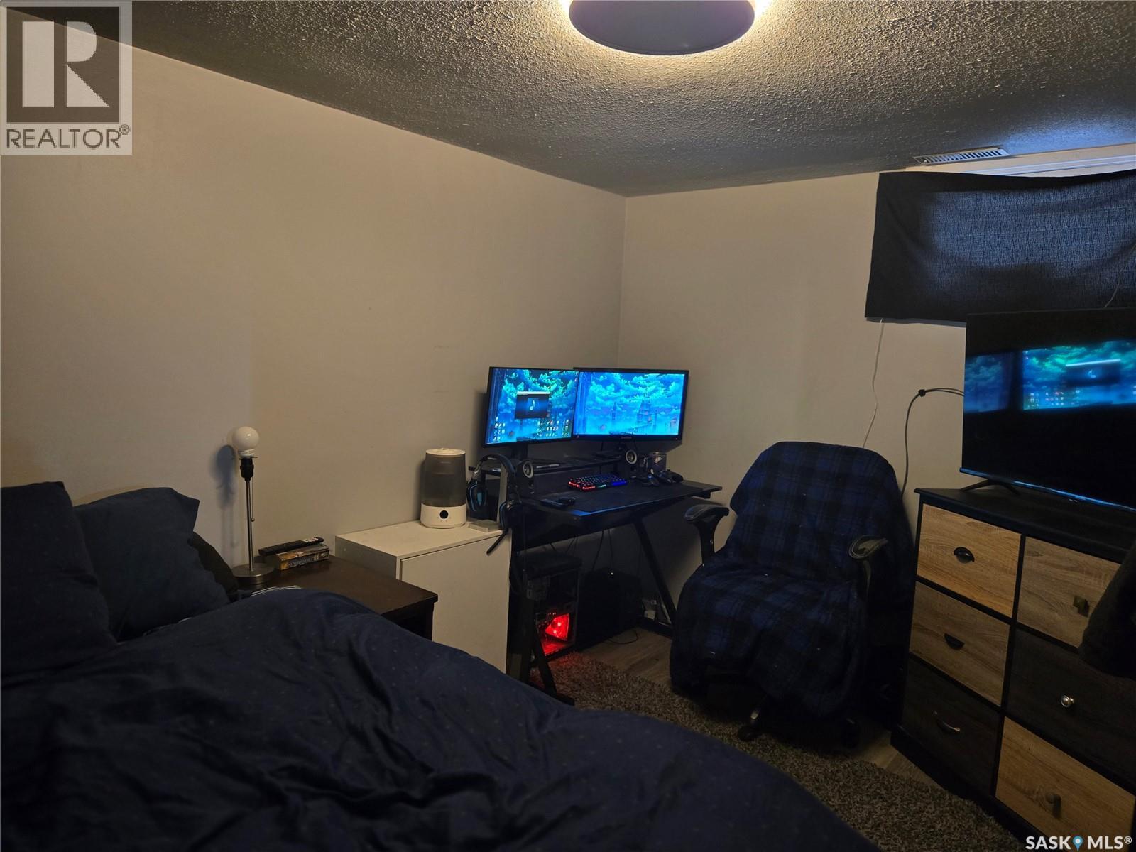 209 28th Street W, Saskatoon, Saskatchewan  S7L 0K4 - Photo 9 - SK027592