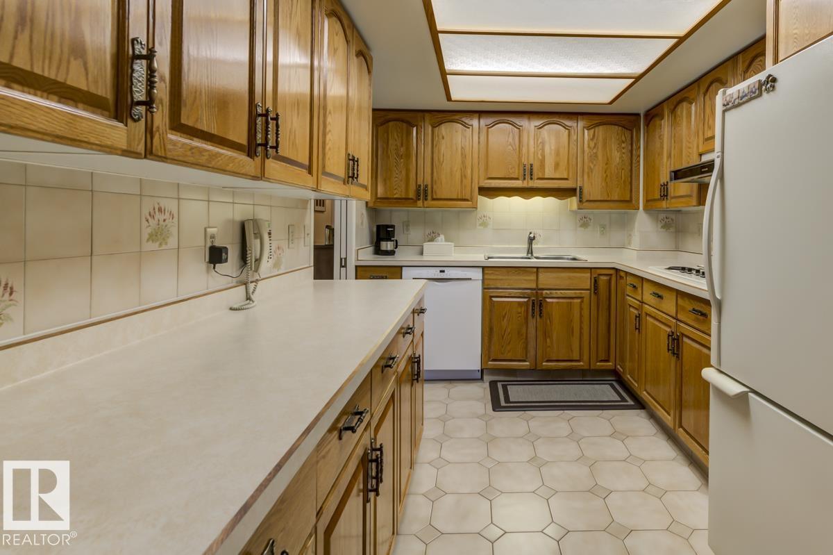 #1403 11503 100 Av Nw, Edmonton, Alberta T5K 2K7 - Photo 22 - E4471523