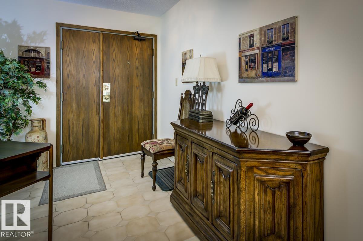 #1403 11503 100 Av Nw, Edmonton, Alberta T5K 2K7 - Photo 5 - E4471523