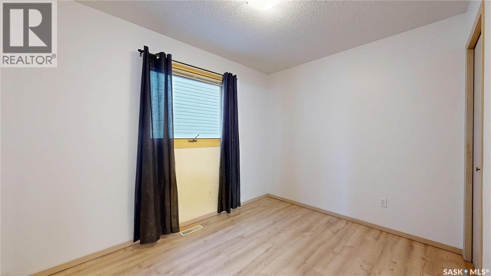 3876 7th Avenue E, Regina, Saskatchewan  S4N 7K8 - Photo 13 - SK027615