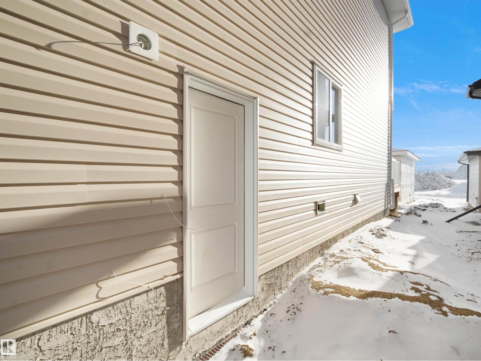 332 Roberts Wd, Leduc, Alberta  T9E 1P9 - Photo 3 - E4470060