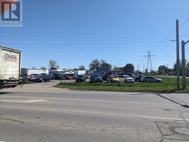 90 Clarke Road, London East, Ontario  N5W 5M9 - Photo 1 - X12740704