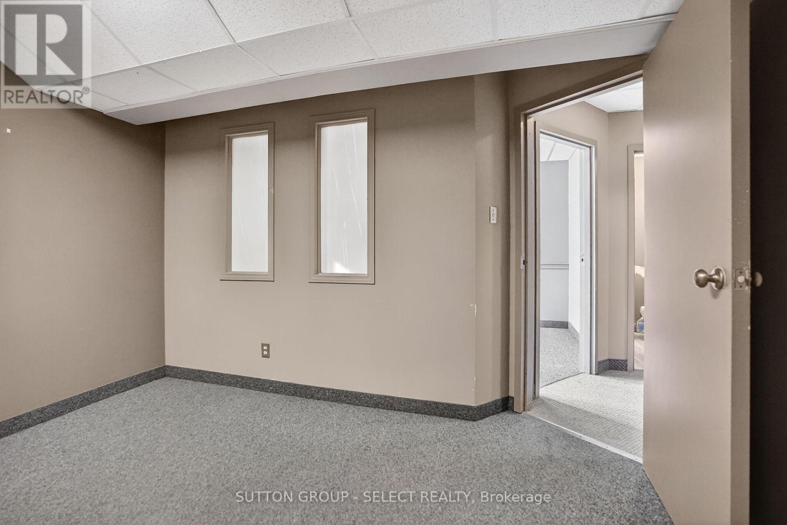 812 Dundas Street, London East, Ontario  N5W 2Z7 - Photo 37 - X12740736