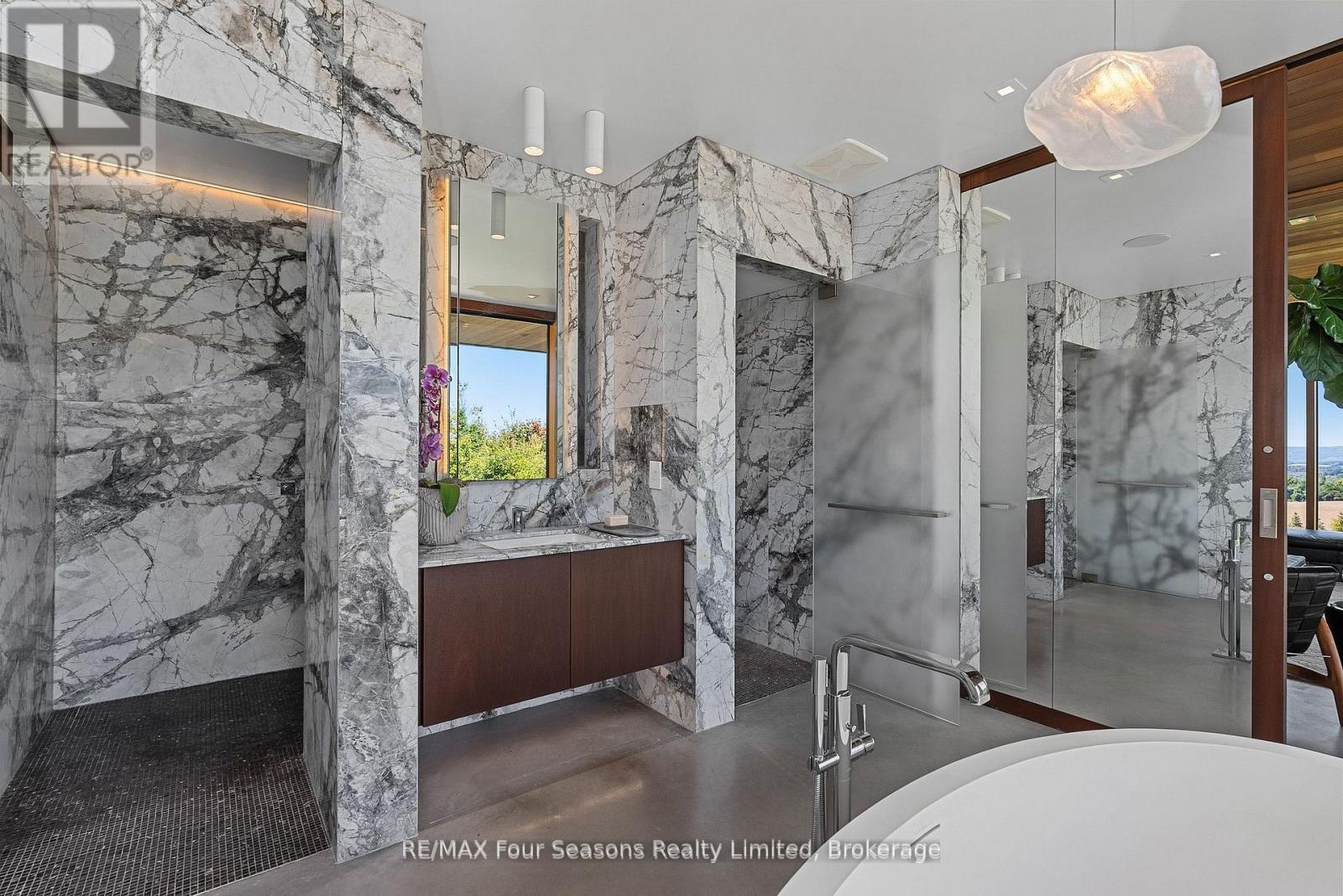 728529 21st Side Road, Blue Mountains, Ontario  N0H 1J0 - Photo 23 - X12740788