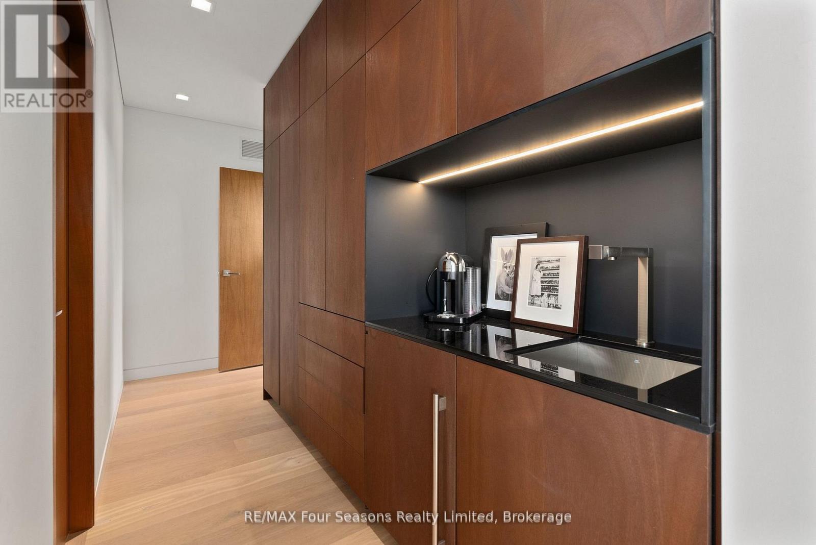 728529 21st Side Road, Blue Mountains, Ontario  N0H 1J0 - Photo 33 - X12740788