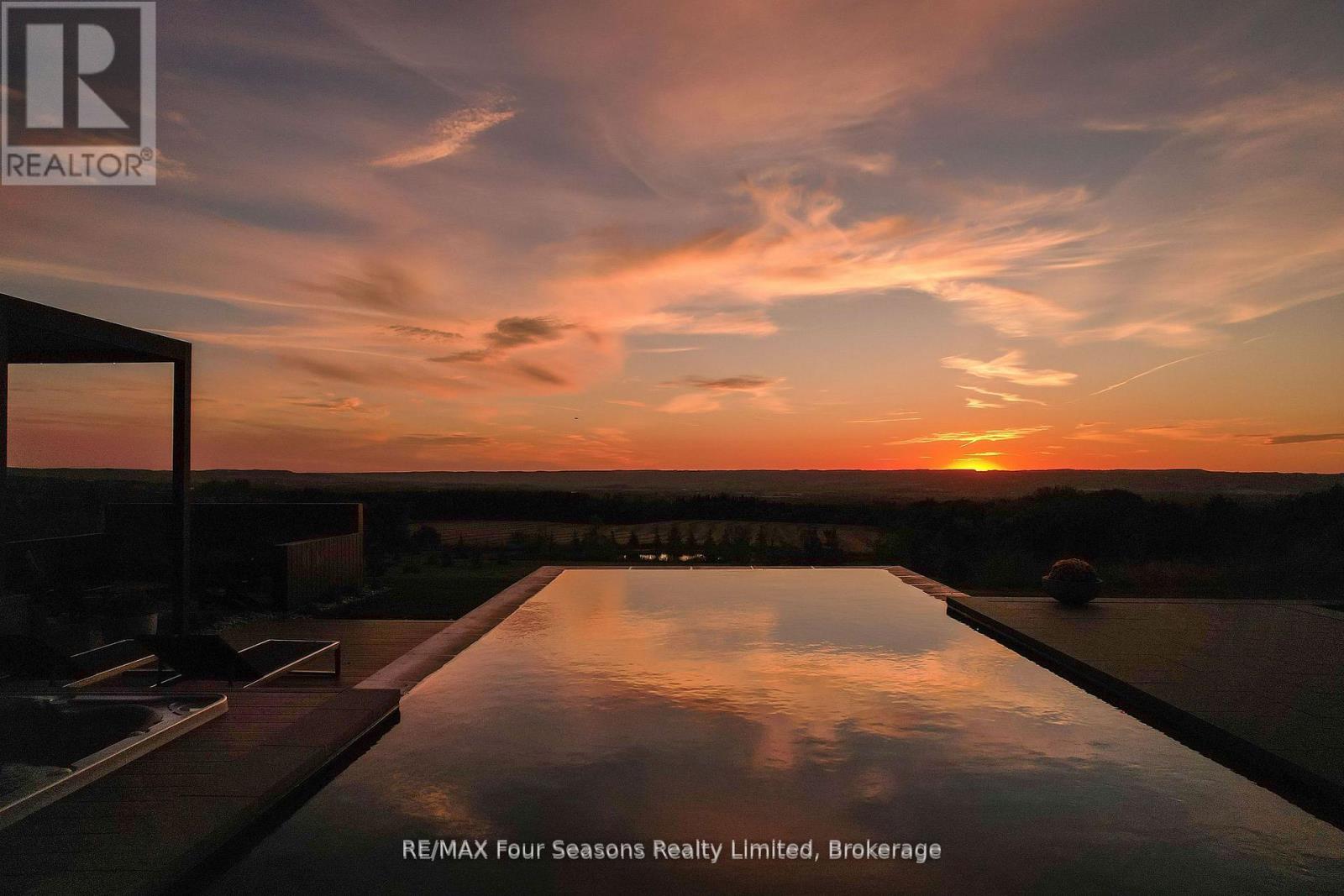 728529 21st Side Road, Blue Mountains, Ontario  N0H 1J0 - Photo 43 - X12740788