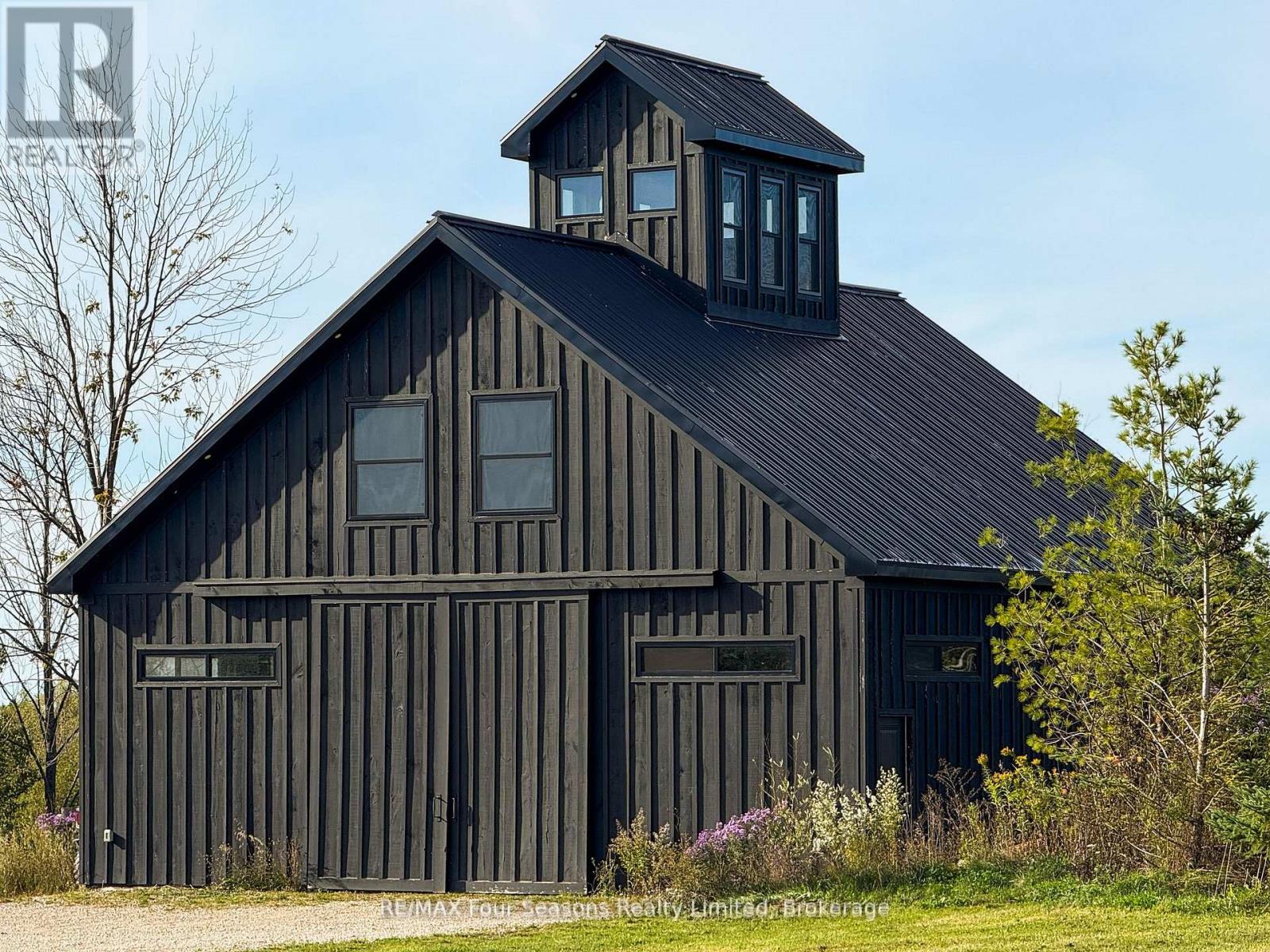 728529 21st Side Road, Blue Mountains, Ontario  N0H 1J0 - Photo 48 - X12740788