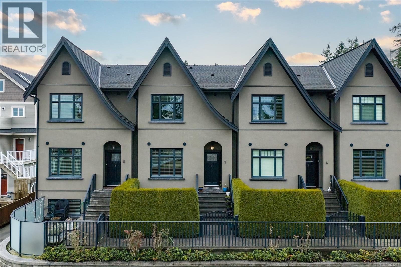 7 237 Second Ave W, Qualicum Beach, British Columbia V9K 2S5 - Photo 36 - 1024268