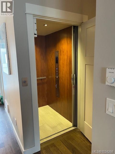 7 237 Second Ave W, Qualicum Beach, British Columbia V9K 2S5 - Photo 6 - 1024268