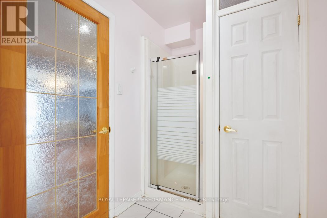 813 Walkley Road, Ottawa, Ontario K1V 6R6 - Photo 20 - X12740720