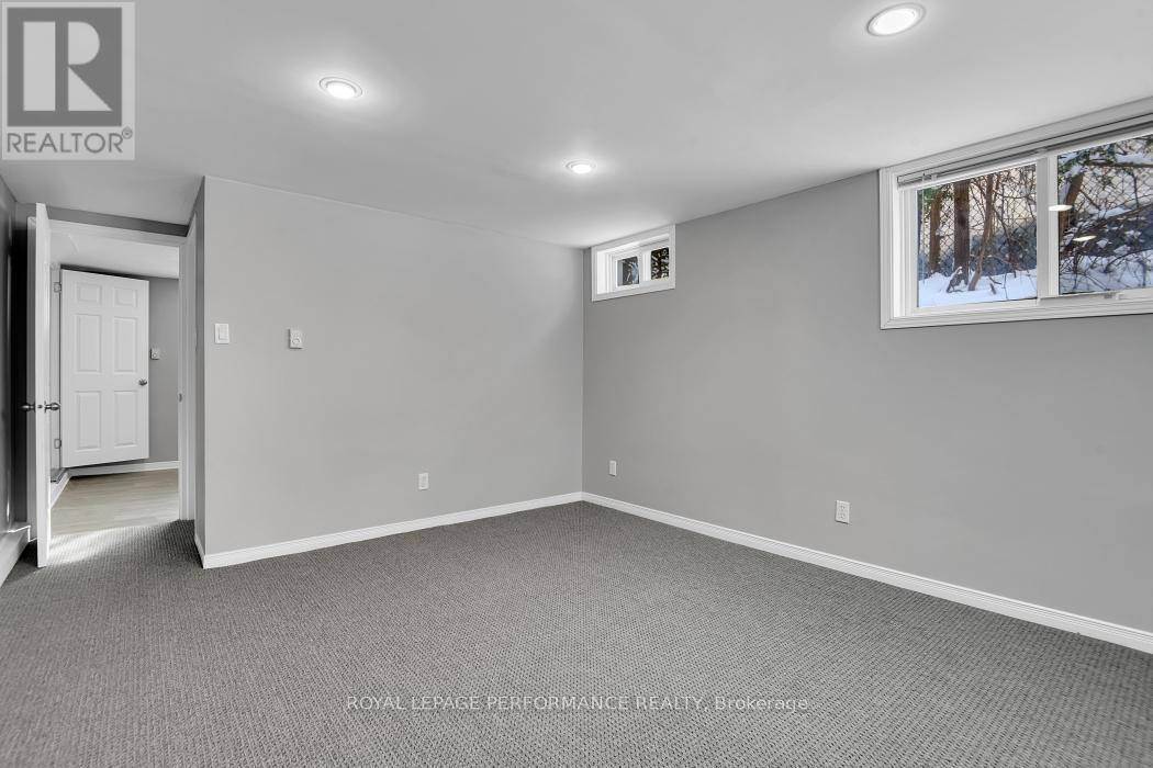 813 Walkley Road, Ottawa, Ontario K1V 6R6 - Photo 29 - X12740720