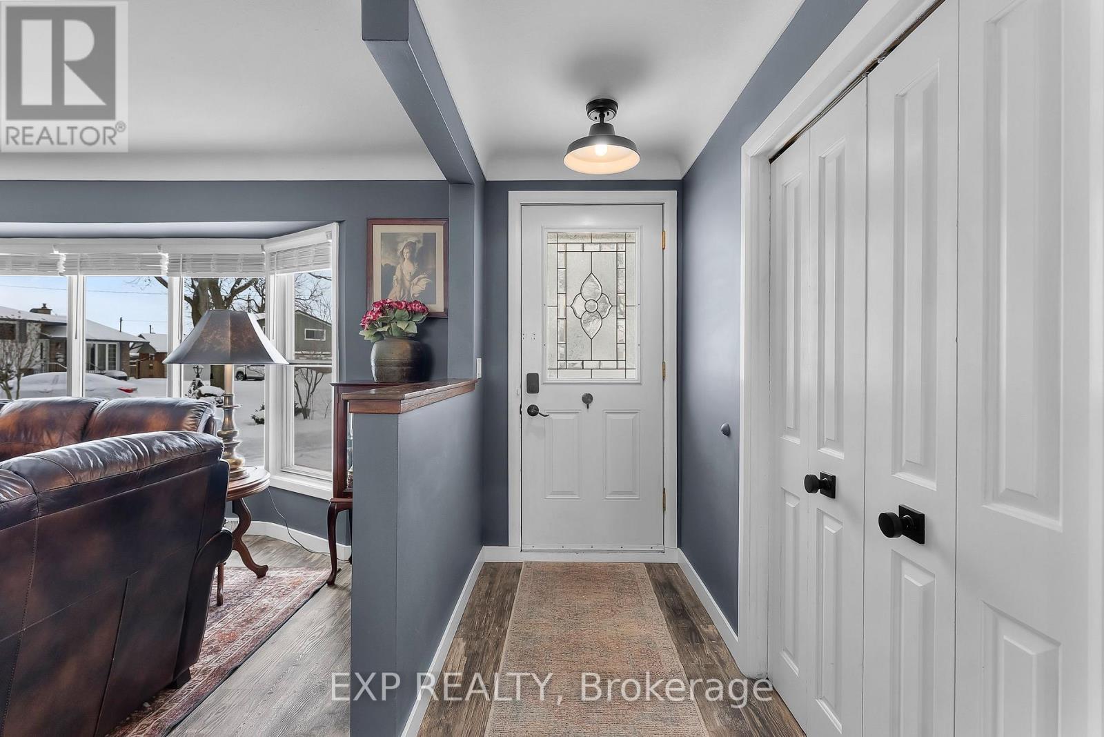 6970 Concord Crescent, Niagara Falls, Ontario  L2G 5G6 - Photo 4 - X12740702