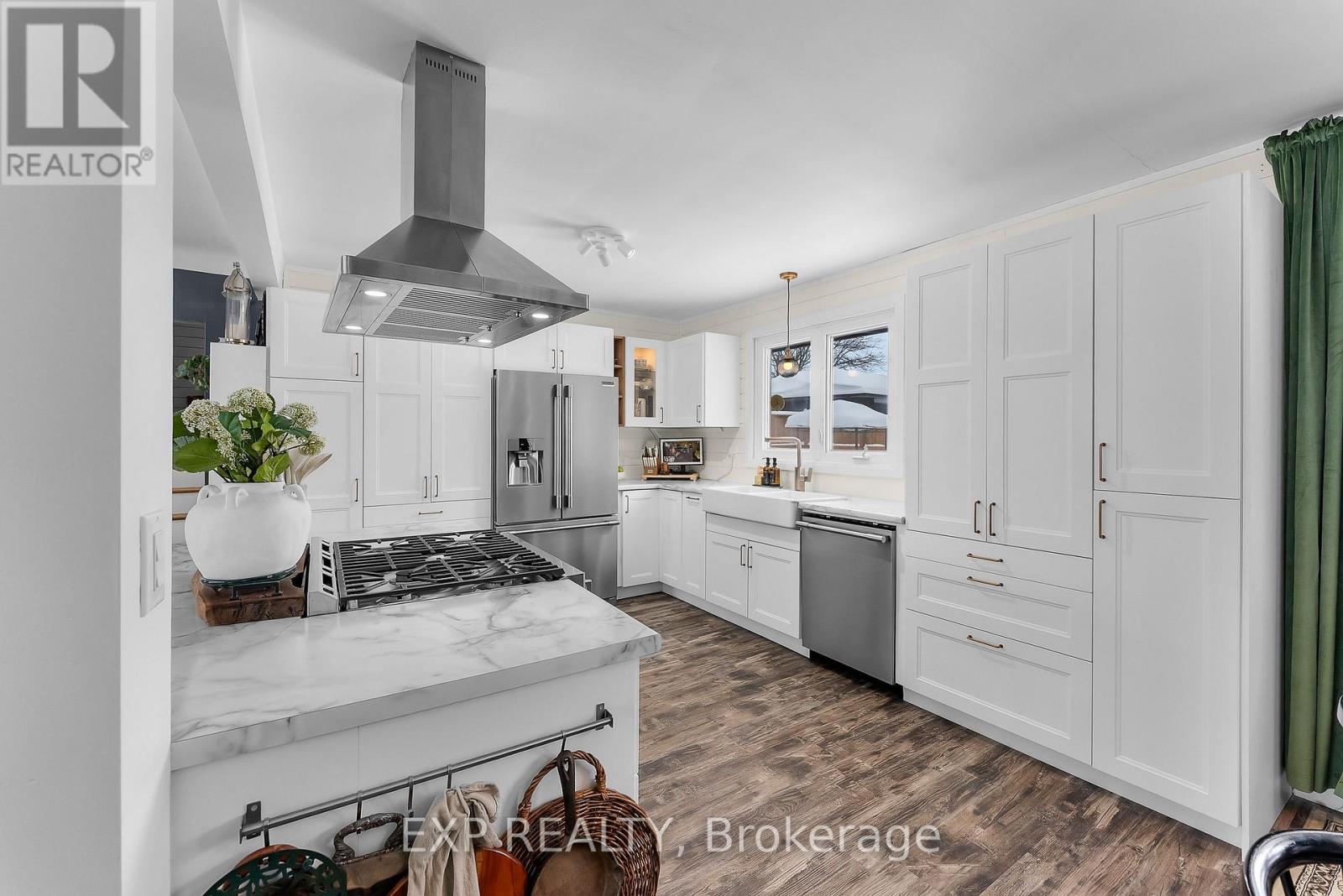 6970 Concord Crescent, Niagara Falls, Ontario  L2G 5G6 - Photo 8 - X12740702