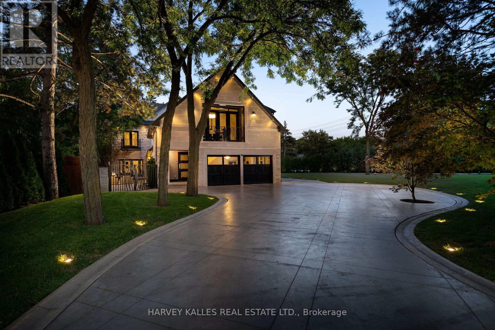 3 Oakbank Road, Vaughan, Ontario  L4J 2B8 - Photo 2 - N12740240