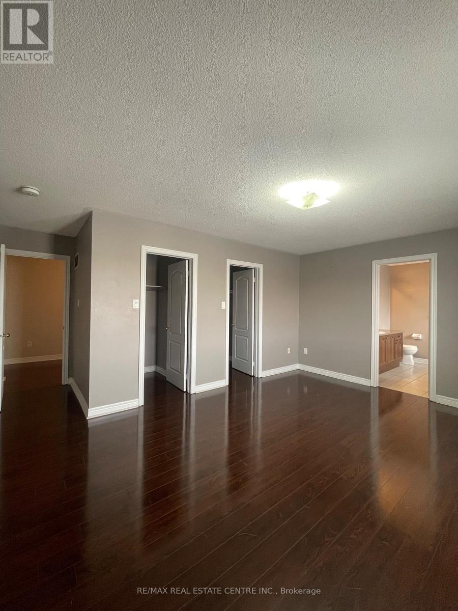 11 Berryfield Way, Brampton, Ontario  L6R 0Y2 - Photo 22 - W12739014