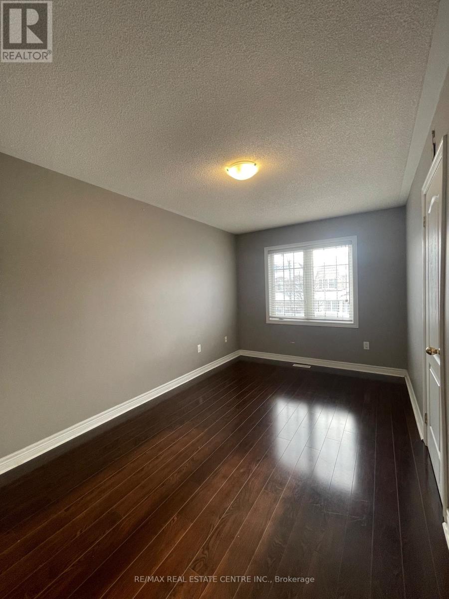 11 Berryfield Way, Brampton, Ontario  L6R 0Y2 - Photo 26 - W12739014