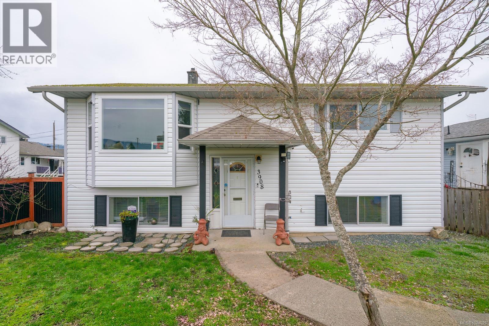 3908 8th Ave, Port Alberni, British Columbia