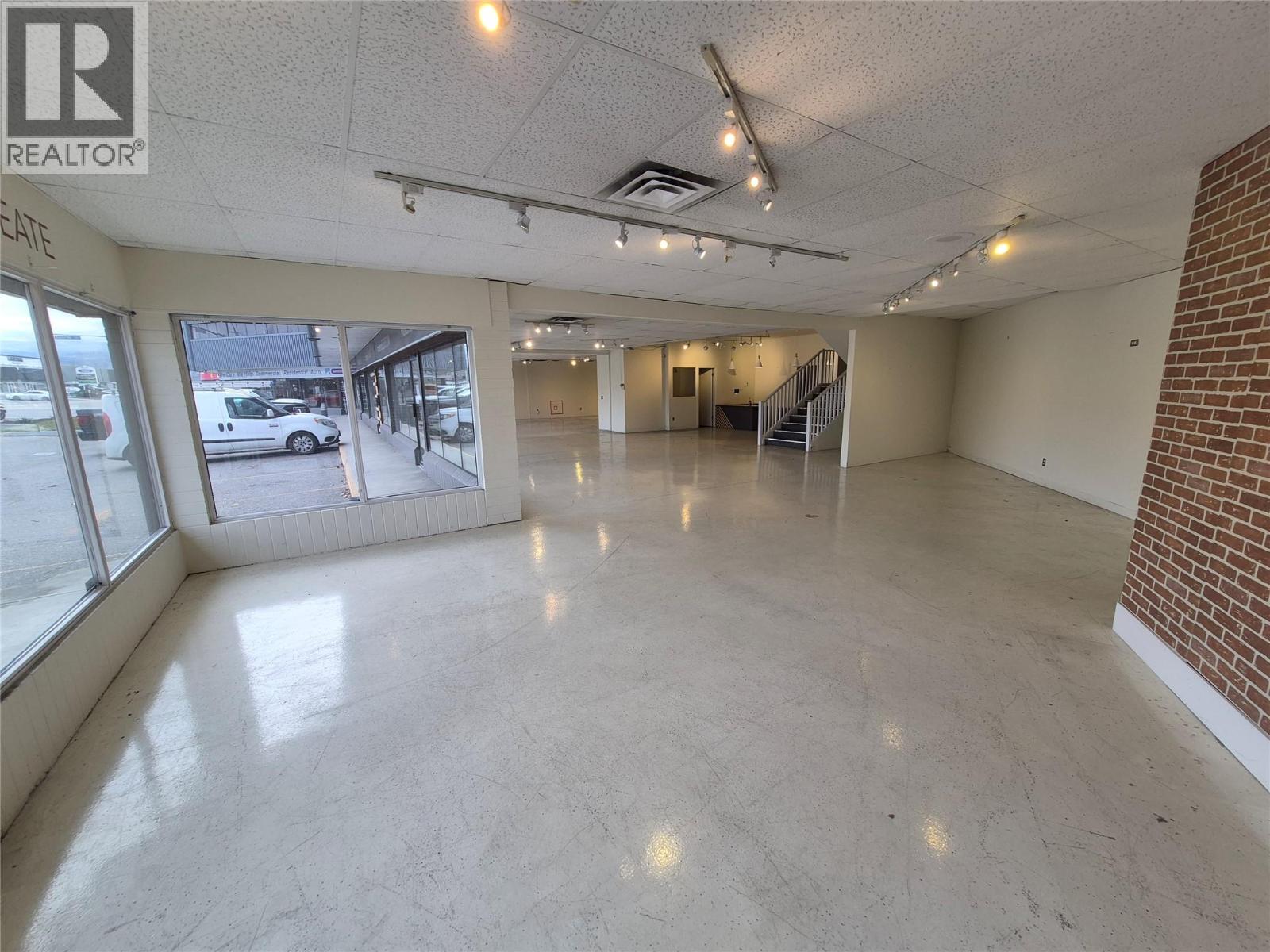 310 Banks Road Unit# 3 And 4, Kelowna, British Columbia  V1X 6Y4 - Photo 5 - 10359208