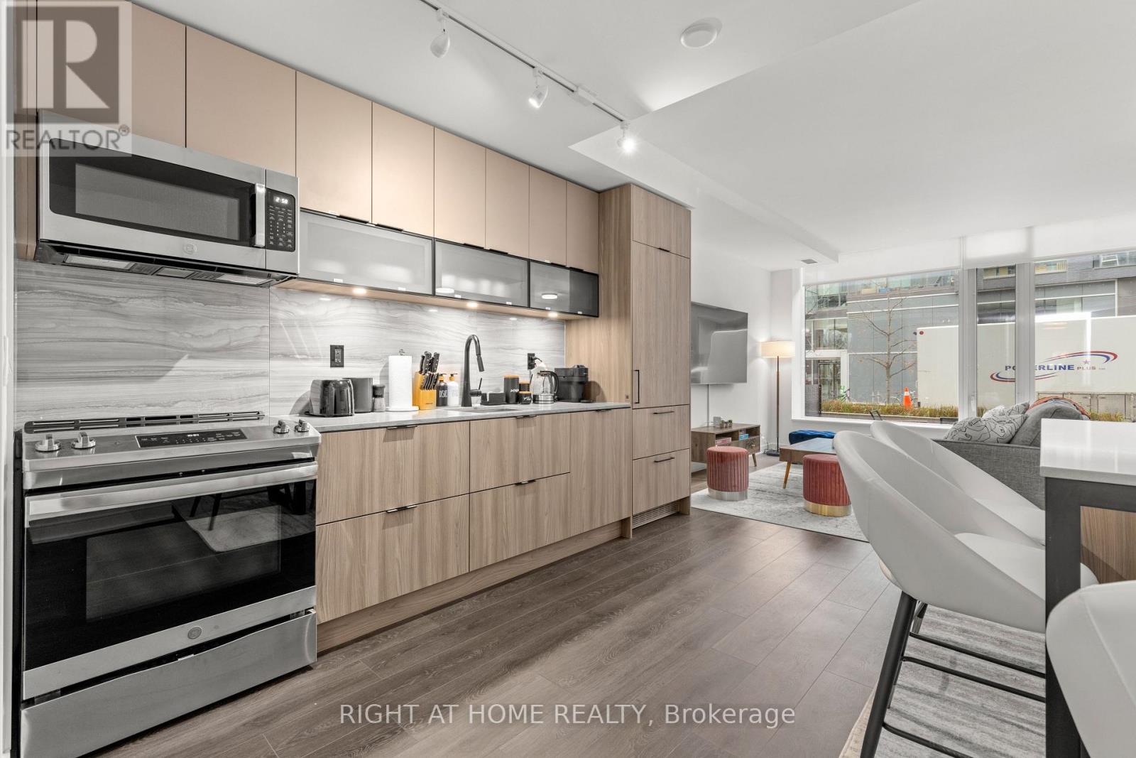 S126 - 180 Mill Street, Toronto, Ontario  M5A 0V7 - Photo 2 - C12740716