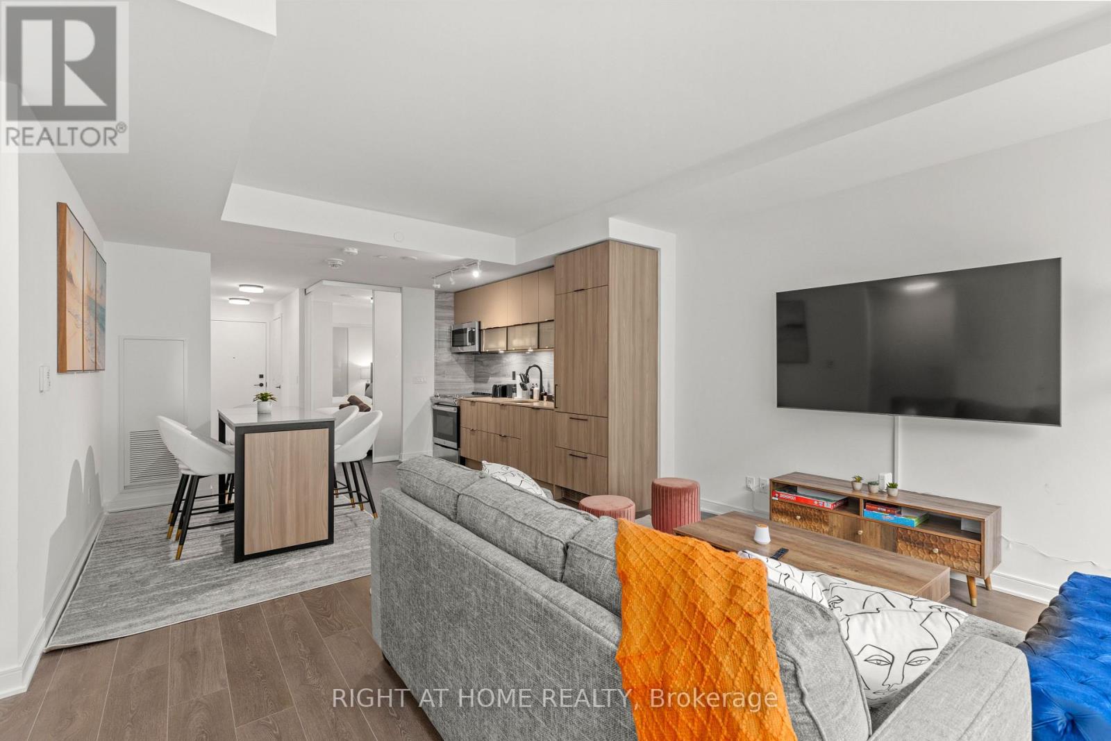 S126 - 180 Mill Street, Toronto, Ontario  M5A 0V7 - Photo 4 - C12740716