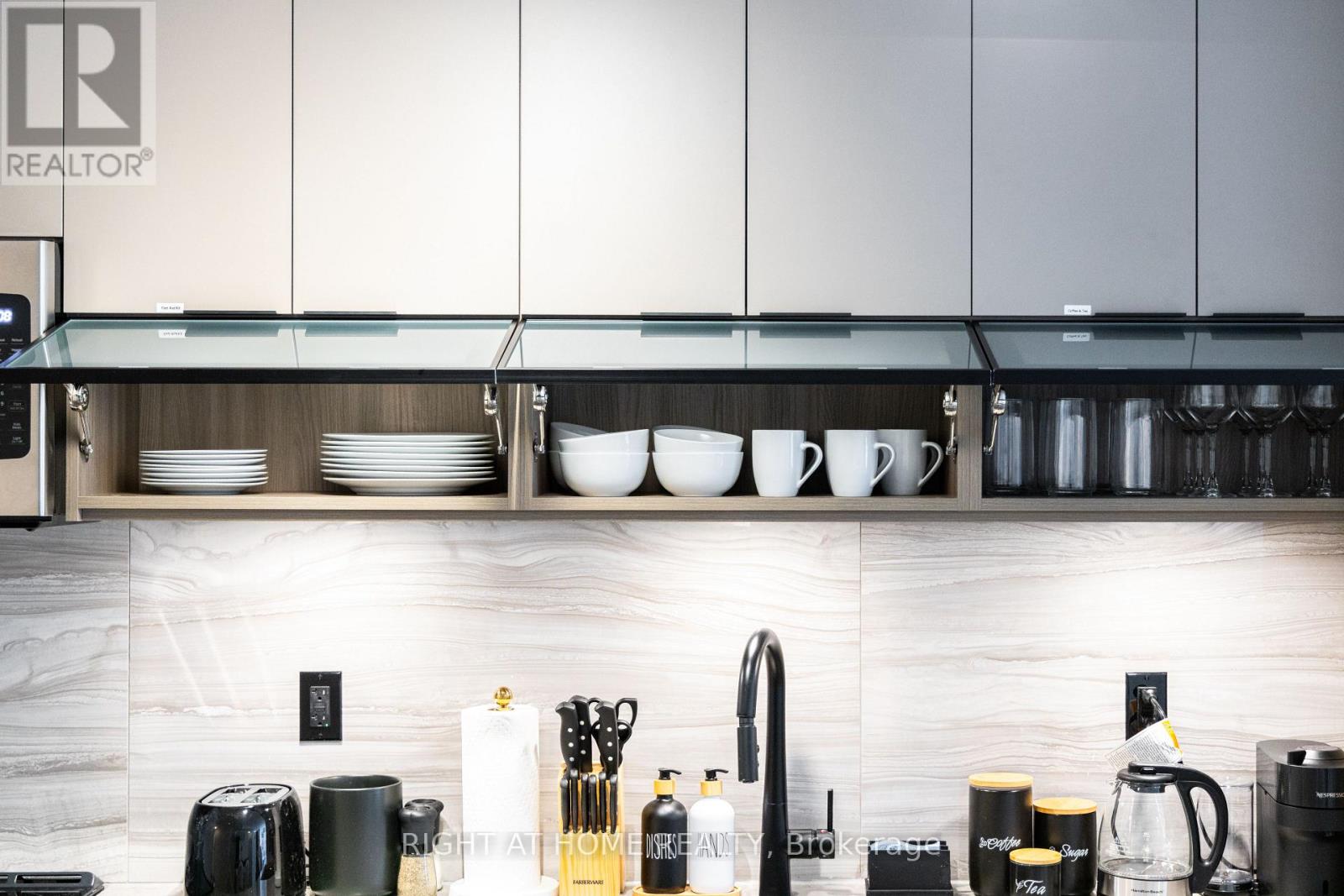 S126 - 180 Mill Street, Toronto, Ontario  M5A 0V7 - Photo 7 - C12740716