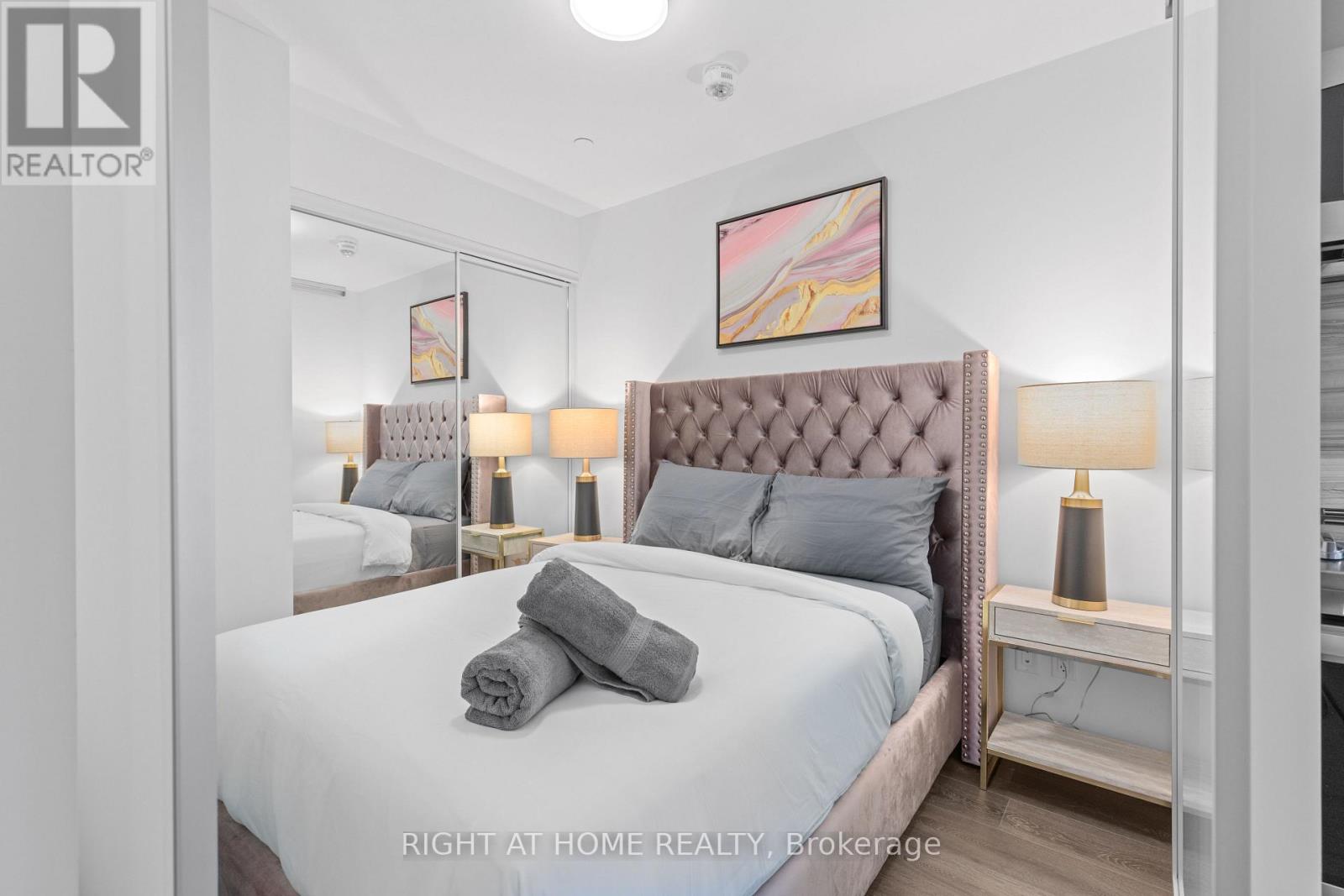 S126 - 180 Mill Street, Toronto, Ontario  M5A 0V7 - Photo 8 - C12740716