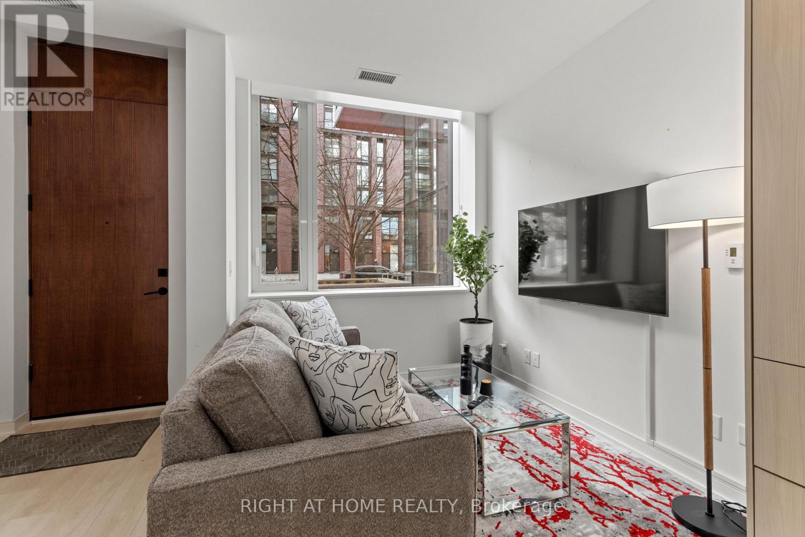 S124 - 180 Mill Street, Toronto, Ontario  M5A 0V7 - Photo 7 - C12740784