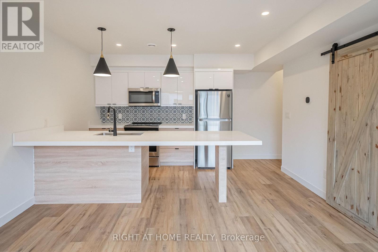 4 - 435 Grace Street, Toronto, Ontario  M6G 3A8 - Photo 10 - C12740790