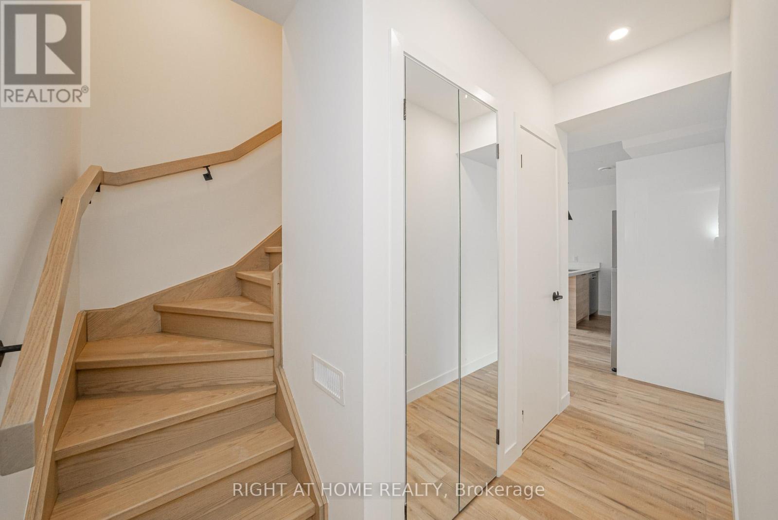 4 - 435 Grace Street, Toronto, Ontario  M6G 3A8 - Photo 20 - C12740790