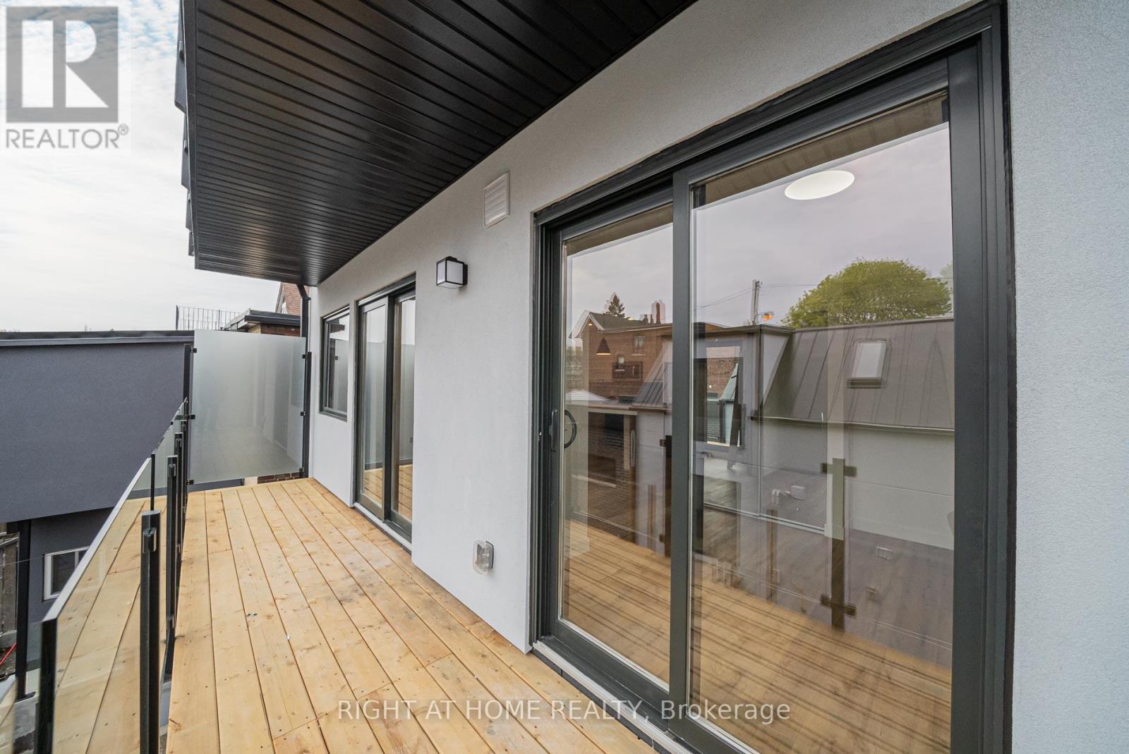 4 - 435 Grace Street, Toronto, Ontario  M6G 3A8 - Photo 9 - C12740790