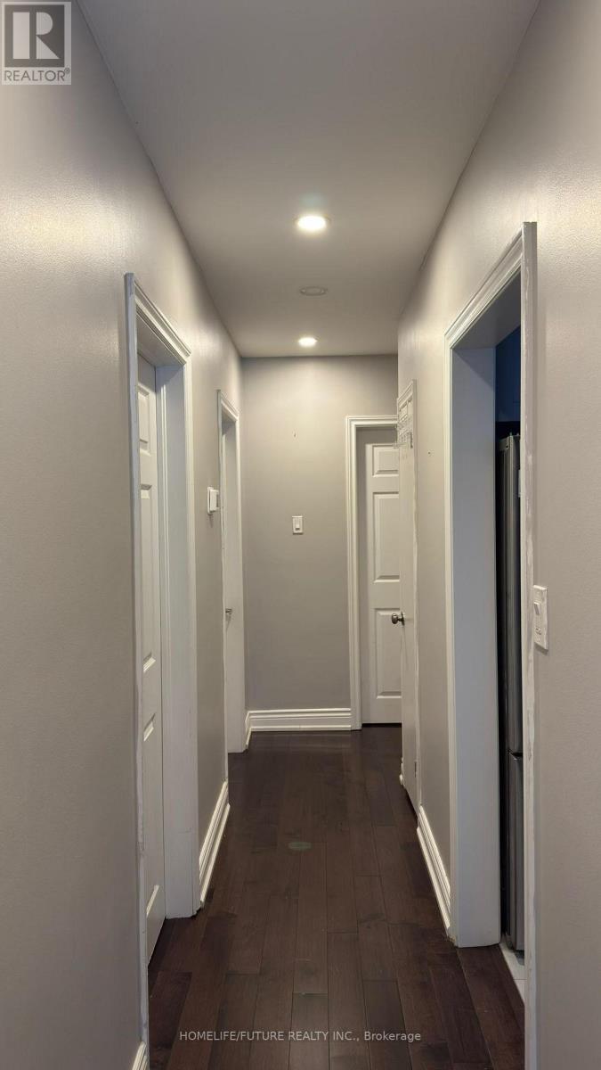 70 Sophia Drive, Toronto, Ontario  M1H 1Z5 - Photo 5 - E12740700