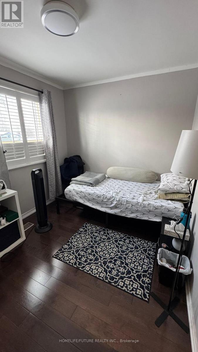 70 Sophia Drive, Toronto, Ontario  M1H 1Z5 - Photo 8 - E12740700