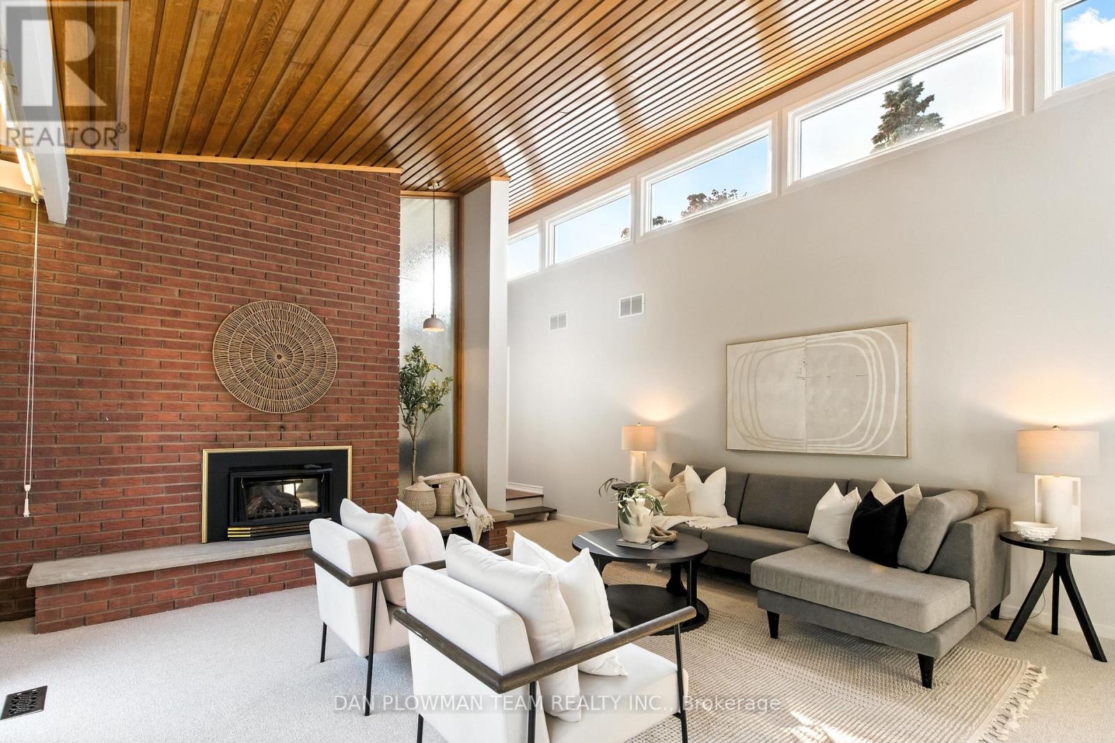 83 Sherwood Road E, Ajax, Ontario  L1T 2Y7 - Photo 3 - E12740714