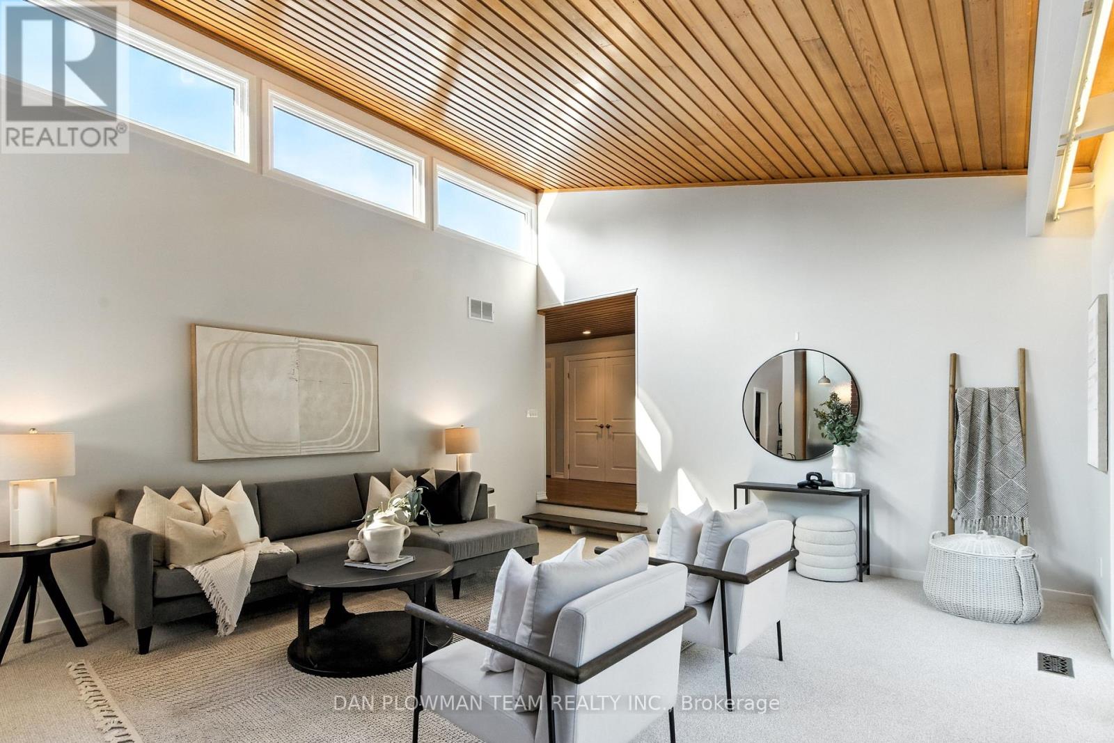 83 Sherwood Road E, Ajax, Ontario  L1T 2Y7 - Photo 4 - E12740714